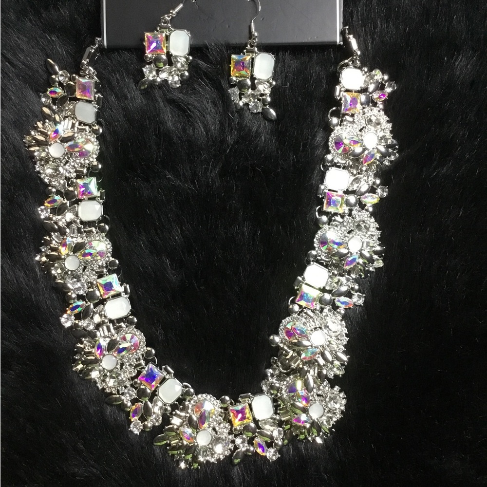 Chunky Necklace Set - Picture 3 of 4
